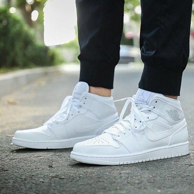 nike air jordan 1 mid trainers in white