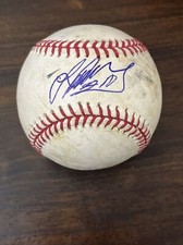 LUIS VALBUENA Signed Game Used OMLB Baseball CHI CUBS ASTROS Auth AUTO (d. 2018)