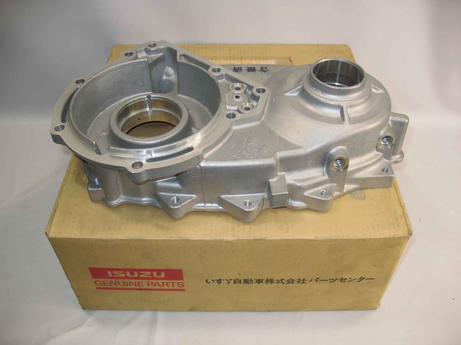 New OEM 19861991 Isuzu Trooper Transfer Case Drivetrain Transmission