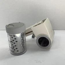 Pampered Chef Hand-Held Rotary Cheese Grater With Fine Grater Only 1275