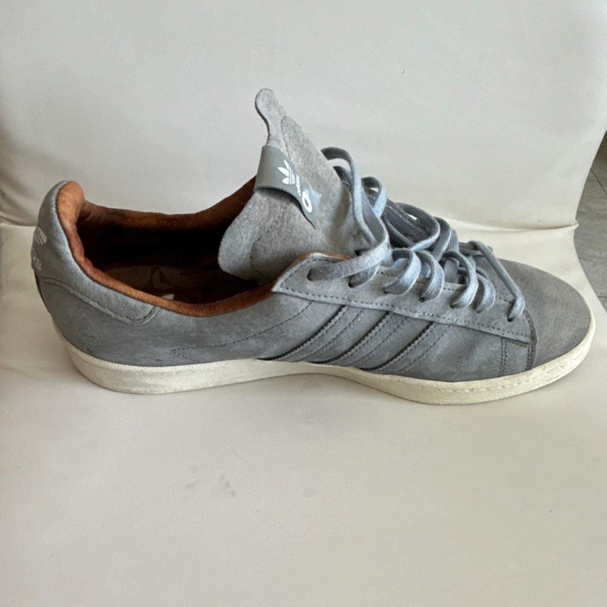 adidas Men\'s Light Gray Suede & Leather Athletic Sneakers Adidas Mens grey suede leather sneakers size 10.5 | eBay main image 4