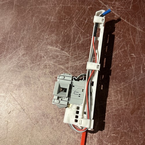 Zanussi Z712W43BI Integriertes Waschmaschinentürschloss 808455306