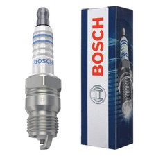 Zündkerze BOSCH 0 242 225 622 für Chevrolet Pontiac Cadillac Jeep Ford Usa