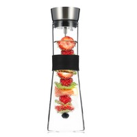 Wasserkaraffe Fruchtspieß Borosilikatglas Edelstahldeckel 1 Liter Design Stopper
