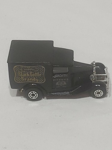 Vintage Matchbox Hardy's Black Bottle Brandy 1979 Model A Ford Vans - Picture 5 of 7