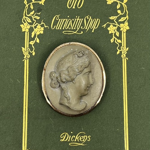 10K Lava Cameo Brooch
