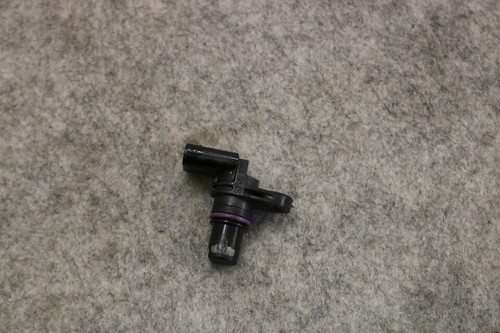 Org VW Audi Impulsgeber Nockenwelle Kurbelwelle Nockenwellensensor 04C907601