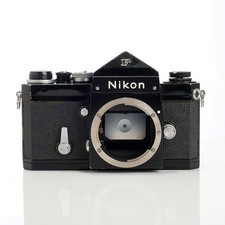 Nikon F Eye Level Black 35mm SLR Film Camera Body from Japan E0423