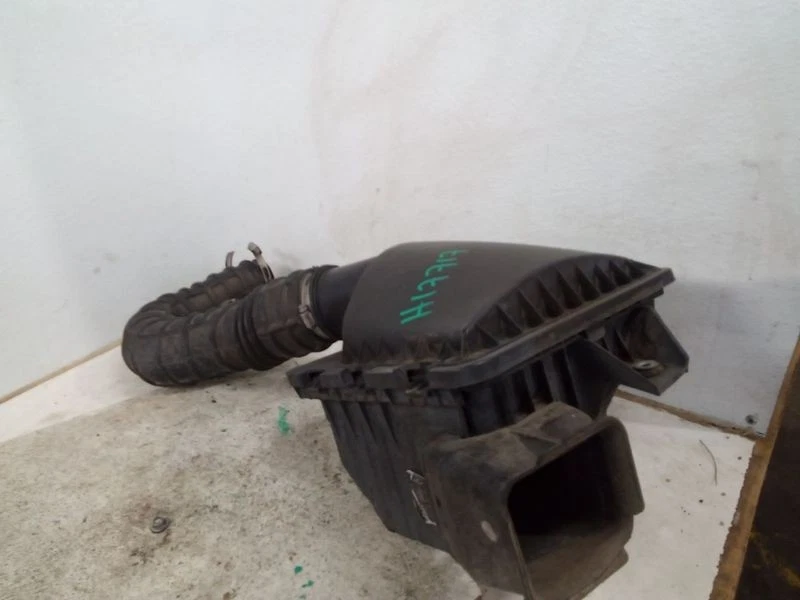 Purificador de aire Ford Mustang 2005-2010 4,0 L SOHC OEM Foto 4 de 4