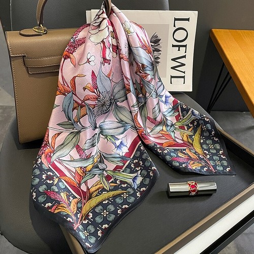 100% Mulberry Silk 27" Square Women Scarf Neckerchief Bandana Black Pink Flower