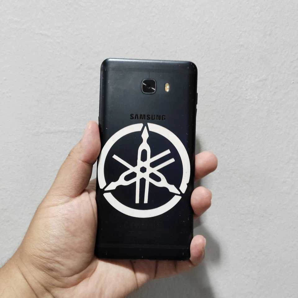 Samsung C9 Pro - Image 3 of 3