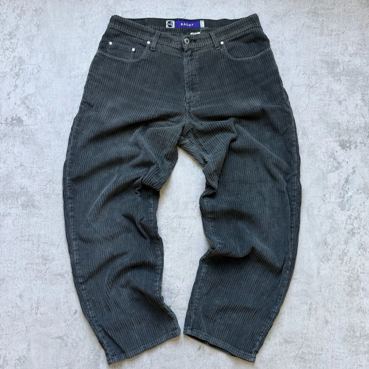 25+ Levi