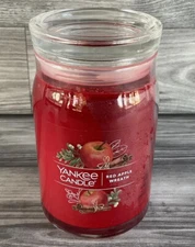 Yankee Candle Red Apple Wreath Signature Large Jar 2 Wick Candle 20 oz. New