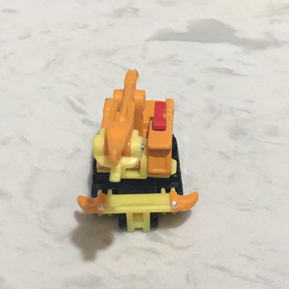 Tamara Tomy Pokémon Dream Tomica Mega Lizardon Y Strong Arm Vehicle - Изображение 4 из 4