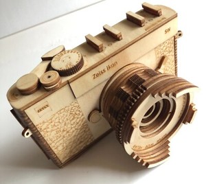 Wooden ZEISS IKON SW Collectible Replica Model Camera
