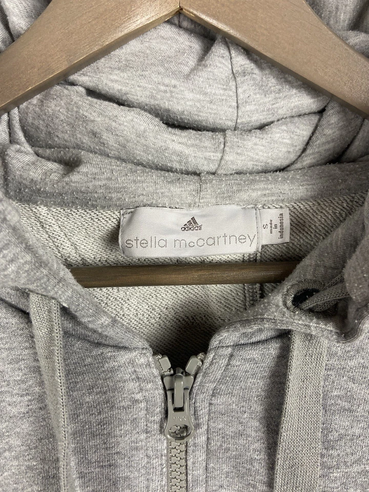 Moletom Adidas Stella Mccartney feminino com zíper cinza com capuz tamanho P - Imagem 4 de 4