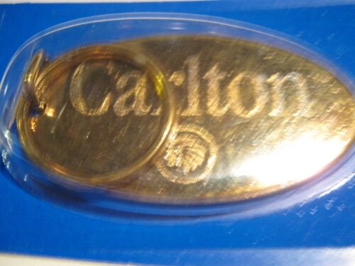 CARLTON CIGARETTES FAUX BRASS KEYCHAIN - Picture 1 of 4