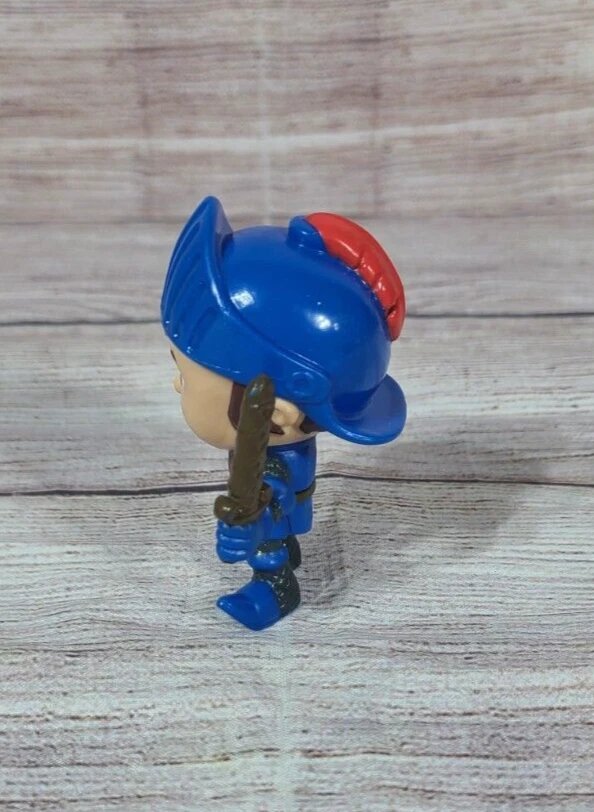 Figura de repuesto suelta Mattel Mike el Caballero adorno de pastel plástico duro azul 3" Foto 2 de 3