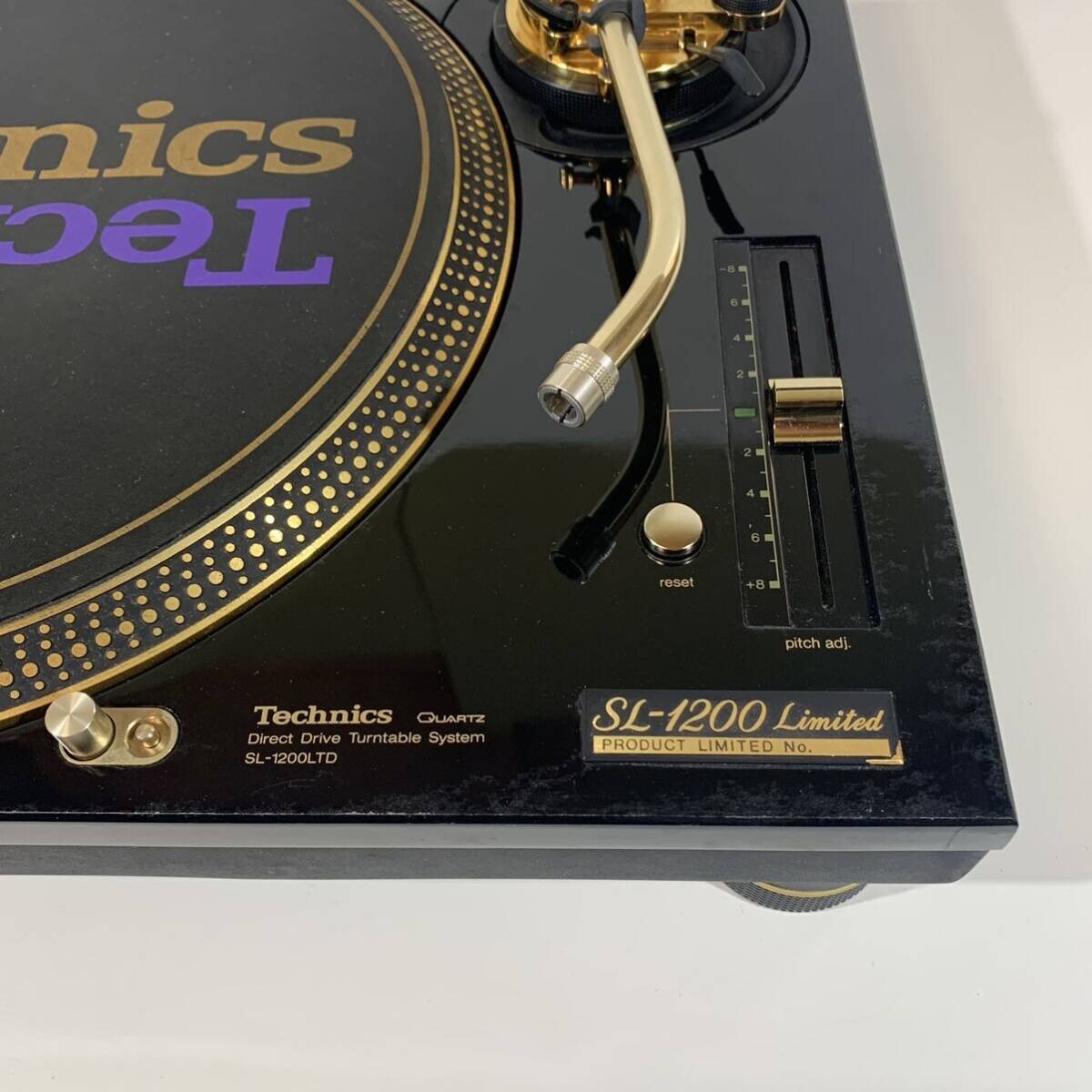 限定　Technics SL-1200LTD Limited Edition Technics SL-1200LTD Limited Edition Turntable Gold Accents