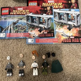 LEGO Marvel Superheroes 76007 Iron Man Mansion Attack  -complete, No Minifig