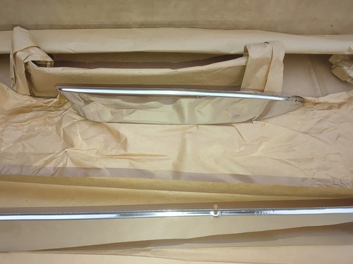 1965-1966 CHEVROLET GM 986312 2 DOOR SEDAN VENT SHADES, NOS (SET) - Picture 4 of 7