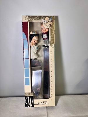 Porky pig and Petunia-wedding bliss-Looney Tunes- Figural cake server utensil se