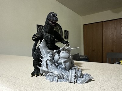 Godzilla Building Lady Liberty For Sh MonsterArts Or Hiya Read!