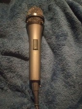 corded microphone