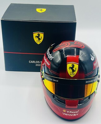 スポーツ選手 C.Sainz 2022 Ferrari F1 Used Visor Bell F1, CARLOS SAINZ ORIGINAL signed 1/2 BELL mini helmet