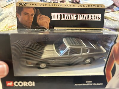 JAMES BOND 007 THE LIVING DAYLIGHTS ミニカー Corgi 007 James Bond The Living Daylights Aston Martin | eBay UK