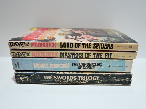 Lot of 4 Books by Michael Moorcock Fantasy Vintage PB Set - Picture 10 of 11