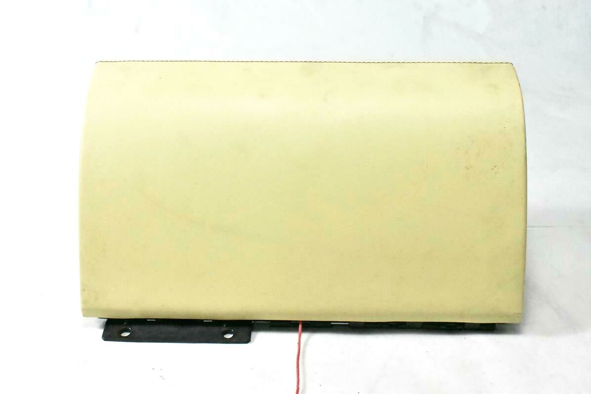 Maserati Quattroporte 2003-2012 Glove box