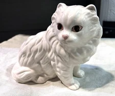 Large Vintage Coopercraft Ceramic White Persian Cat / Kitten Ornament 16cm High