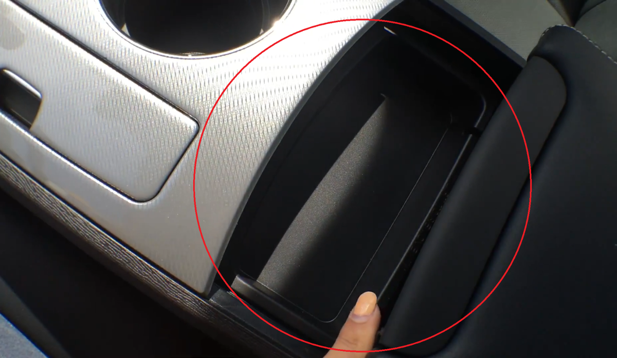 2009-2016 Toyota Venza OEM Genuine Center Console Box Tray 58825