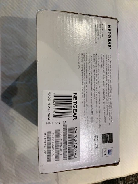 Módem por cable 32x8 NETGEAR CM700-1AZNAS DOCSIS 3.0 para Xfinity de Comcast 1.4gbps Foto 4 de 4