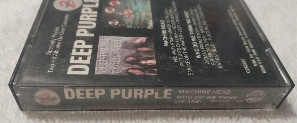 Deep Purple  Machine Head / Who Do We Think We Are Two Hit Albums One Cassette  Foto 2 de 4