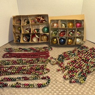 Vintage Shiny Brite Ornaments & Mercury Glass Bead Garlands Multicolor / Read