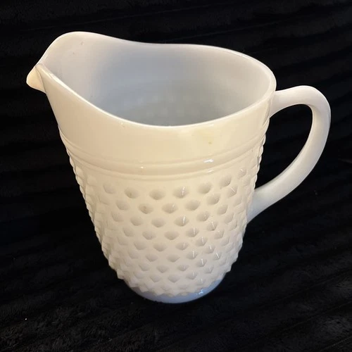 Vintage White Large Anchor Hocking Hobnail & Bars Milk Glass Pitcher app.8” Tall