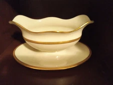 Vintage Lenox Tuxedo Gravy Boat with Attached Underplate NICE