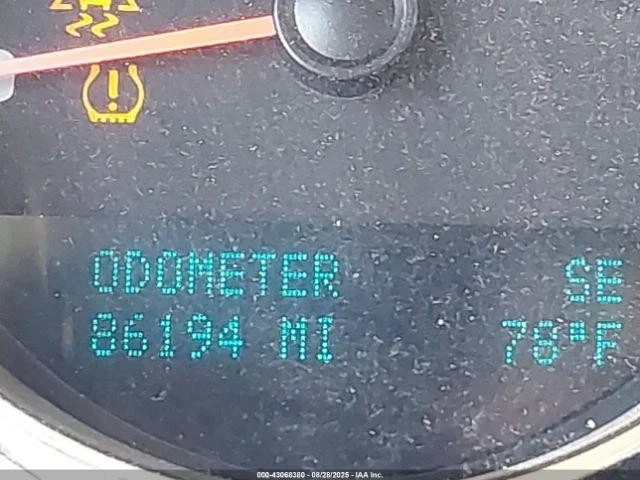 Used Right Headlight Assembly fits: 2011 Gmc Sierra 2500 pickup Right Grade A - Image 4 of 4