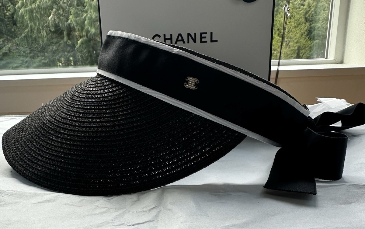 CHANEL 2022 Coco Mark Abaca Raffia Silk Ribbon Straw Visor Black