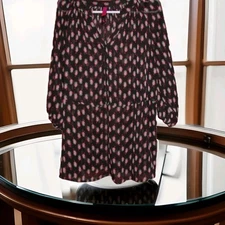 PURE ENERGY WOMANS 3/4TH SLEEVE 1/2 BUTTON STYLE BIRD DESIGN TOP SIZE 1