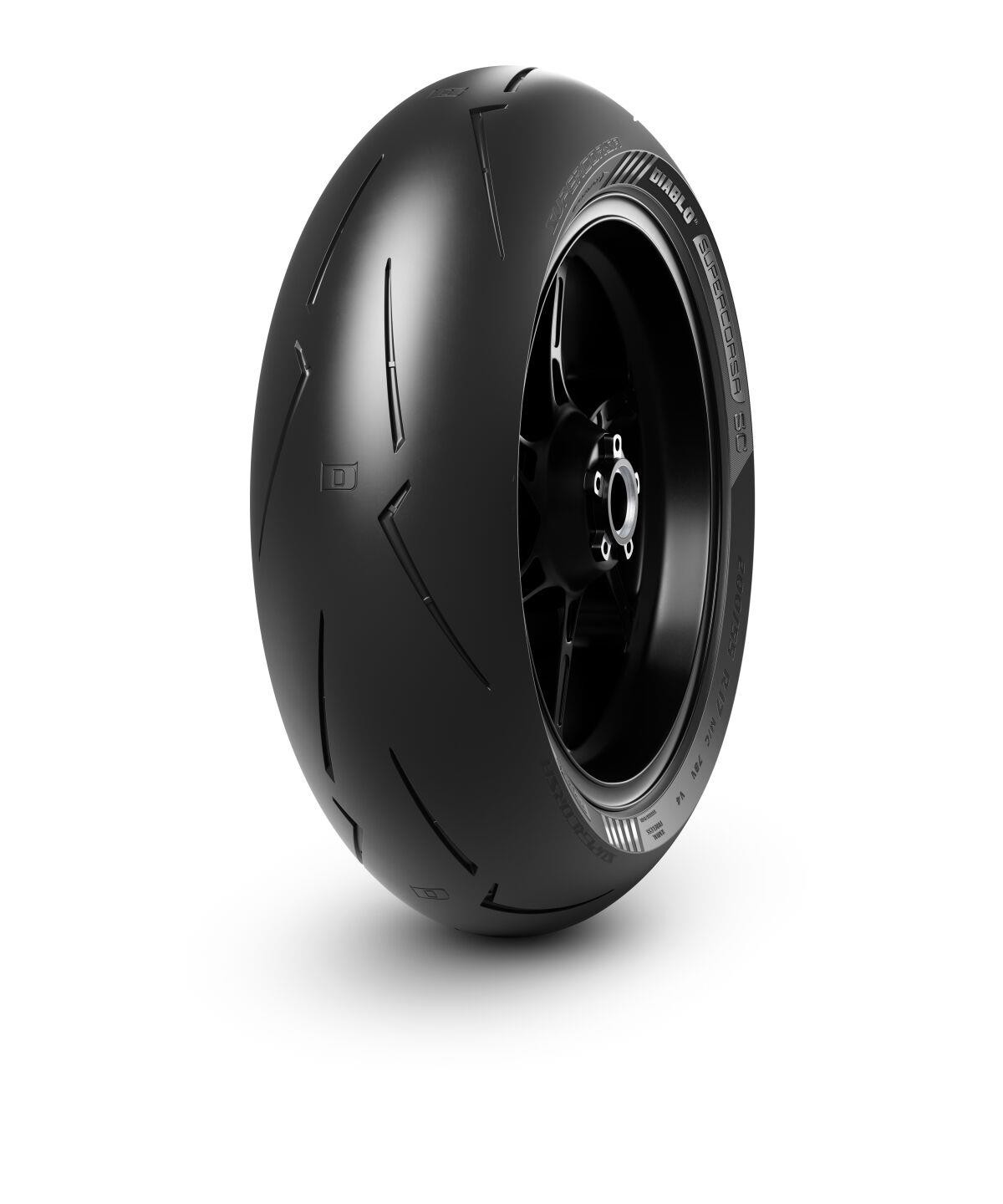 Race Motorcycle Tyre Pirelli Diablo Supercorsa V4 200/60 R17 80V TL SC3 - Image 10
