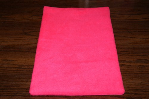 New HOT NEON PINK Fleece Dog Cat Pet Carrier Crate Blanket Bed Pad FREE S/H! BCR - Picture 2 of 2