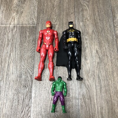 3 x Marvel / DC Figuren - Flash, Batman & Mini Hulk 