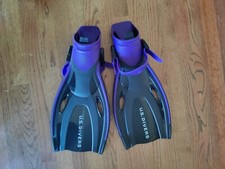 U.S. Divers Kids Swim Fins SIZE SMALL 9-13 New Top Quality Fins