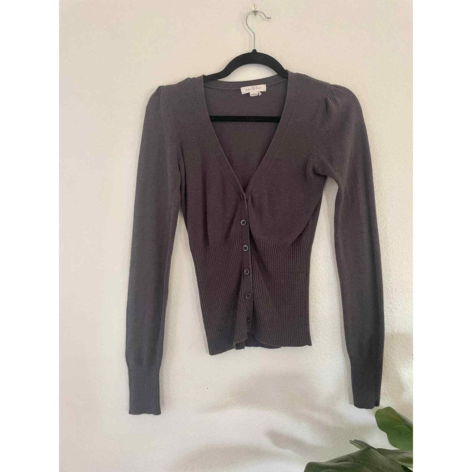 Women's Small Active Basic gray fitted cardigan - image 1