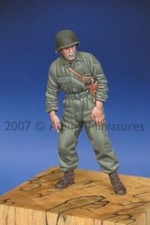 ALPINE MINIATURES 1:35 SET 35052 WWII US TANK CREW 2  1 FIGURE-2 HEADS 