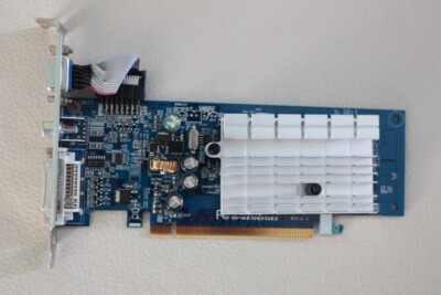 Gigabyte Grafikkarte, Modell Nvidia GeForce 7200 GS, PCIe x16, PN GV-NX72G512E2