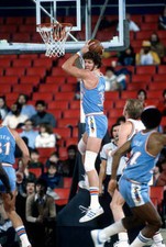 Bill Walton of the San Diego Clippers Basketball 1980 Photo 4